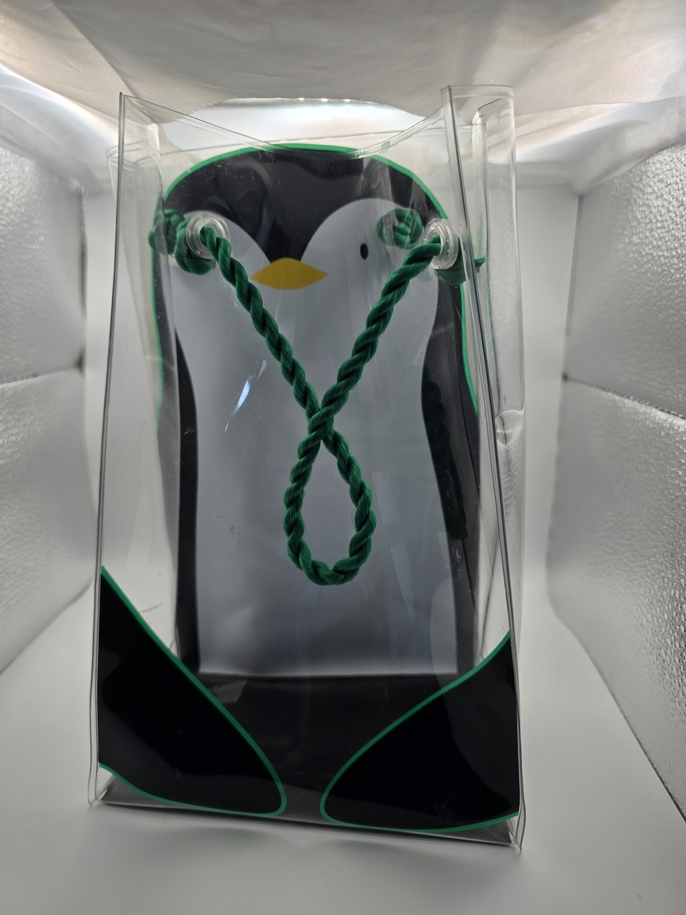 Penguin Bird Gift Bag Green Rope - Unbranded